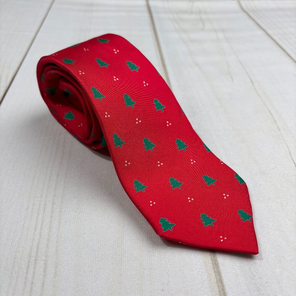 Vintage Christmas Silk Necktie Lillian Vernon Red Green Trees Holiday Slim 3"